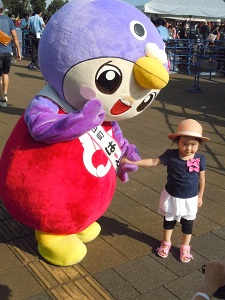 あら、コンニチハ