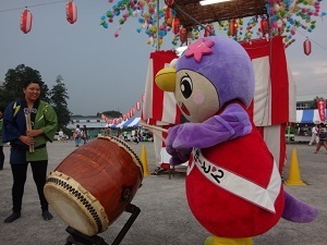 太鼓もたたいてみたよ~