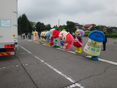トラック見送り