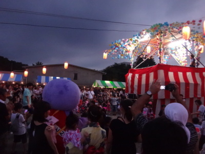 はーとんとお祭り風景