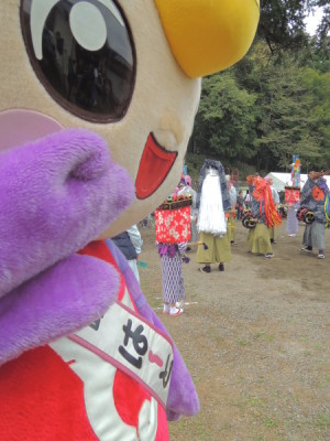 はーとんささらを見学中