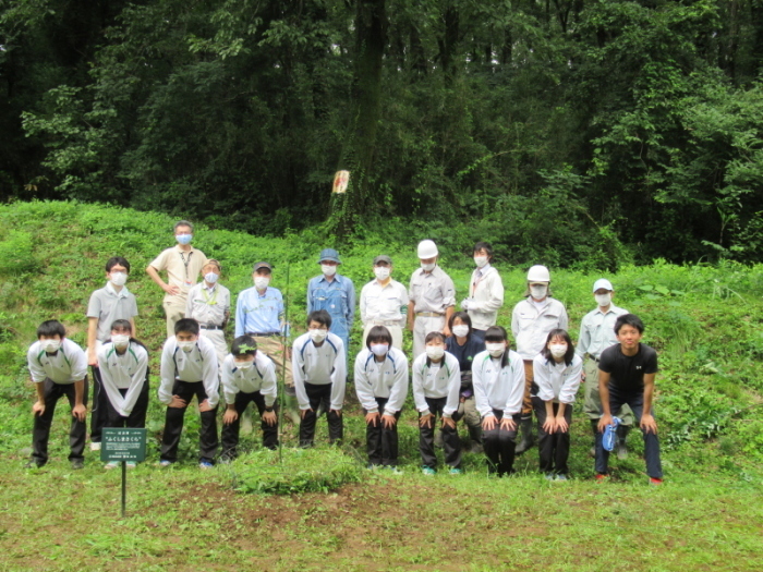 「里山環境保全活動・石坂の森の除草作業」(1回目)1