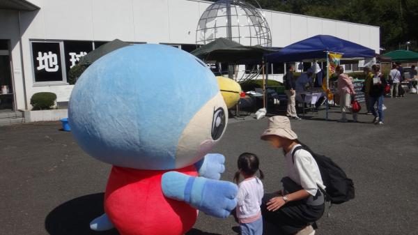 お友達に話しかける
