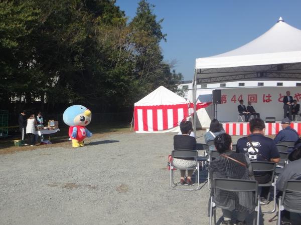 開会行事の見学