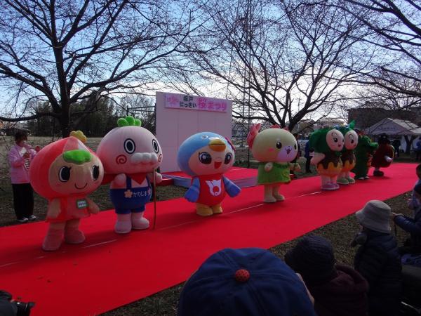 全キャラ集結