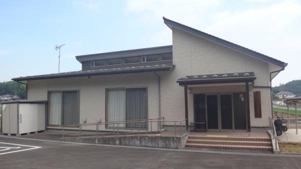 亀井農村センター外観